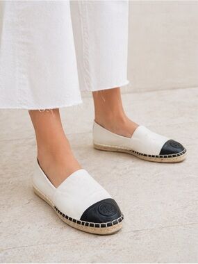 Tory Burch White Espadrille Flats with Black Logo Cap Toe